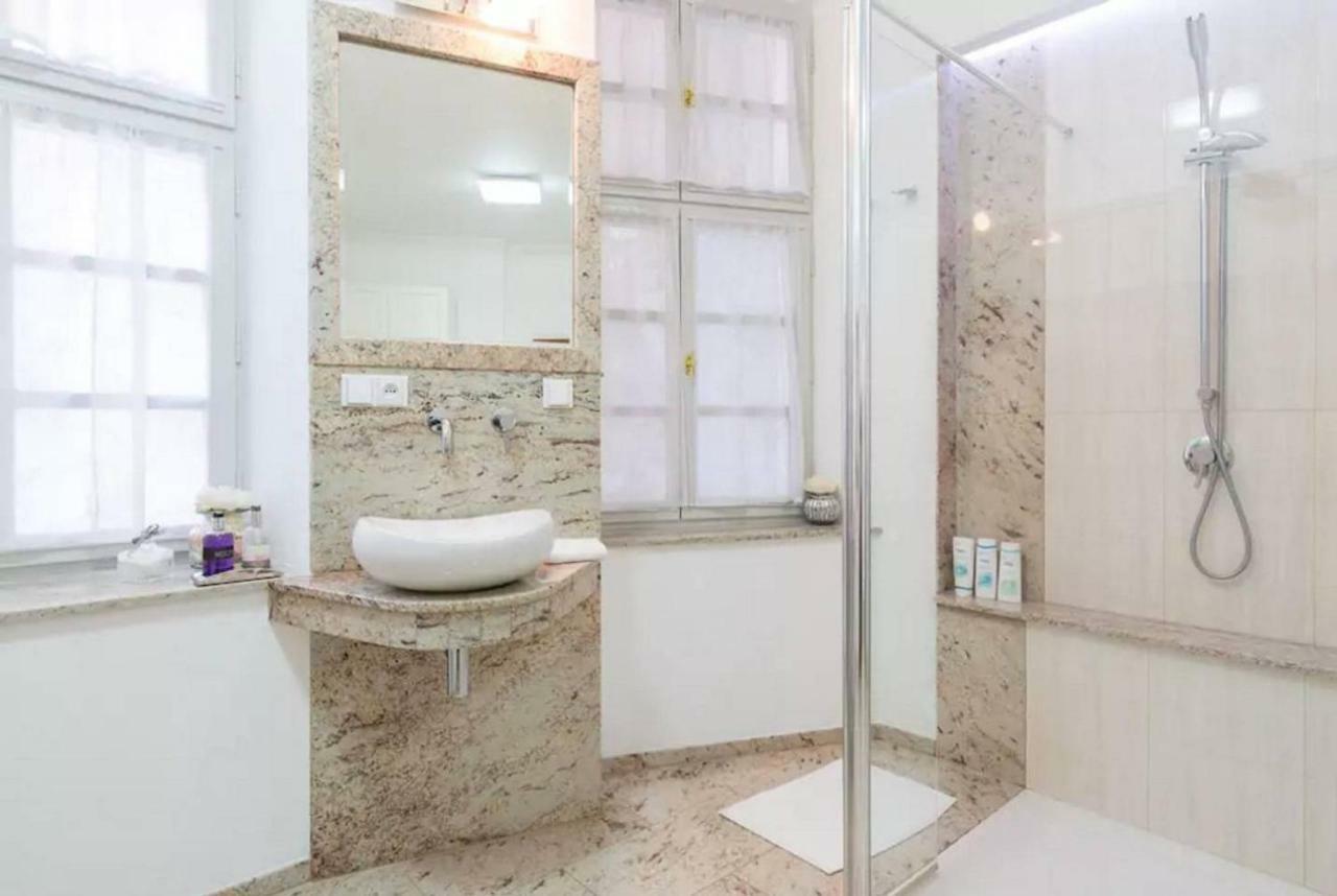 Quiet Apartment In The Heart Of Old Town Centre Prag Eksteriør billede