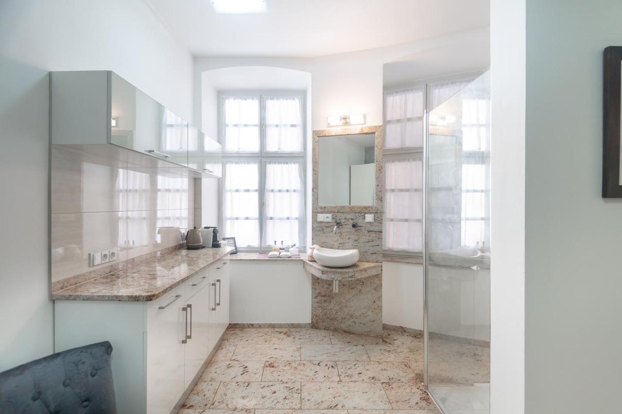 Quiet Apartment In The Heart Of Old Town Centre Prag Eksteriør billede
